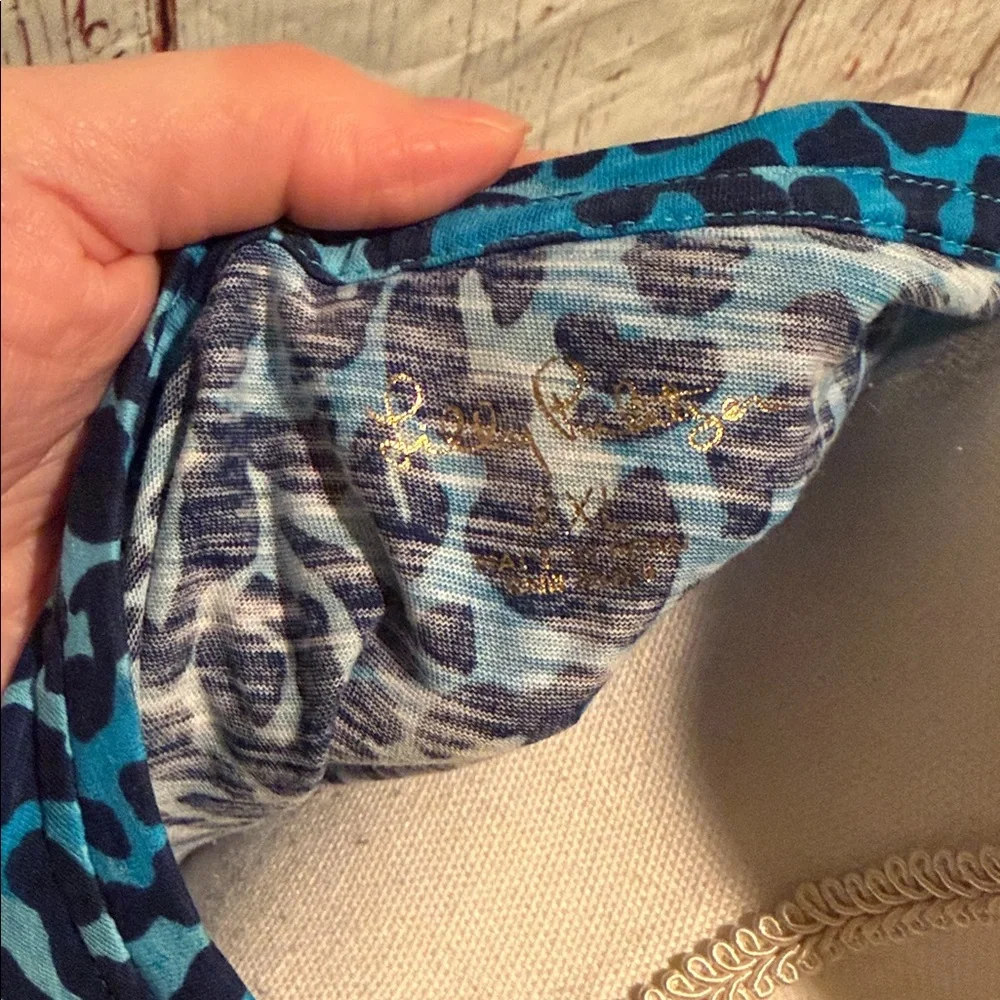 Lilly Pulitzer Blue Leopard Print Top - Picture 2 of 2